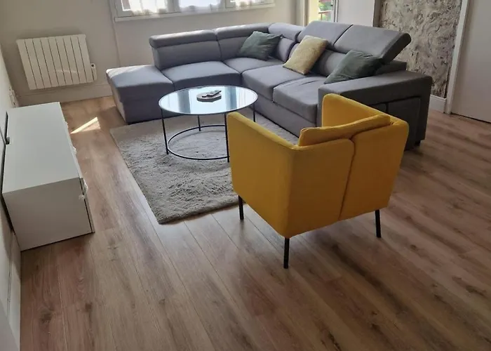Spacious Apartment With Balcony